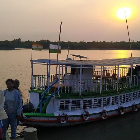 Sundarban Tiger Roar Resort Purbbadulki Eksteriør billede