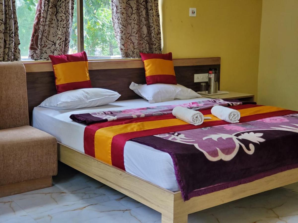 Sundarban Tiger Roar Resort Purbbadulki Eksteriør billede