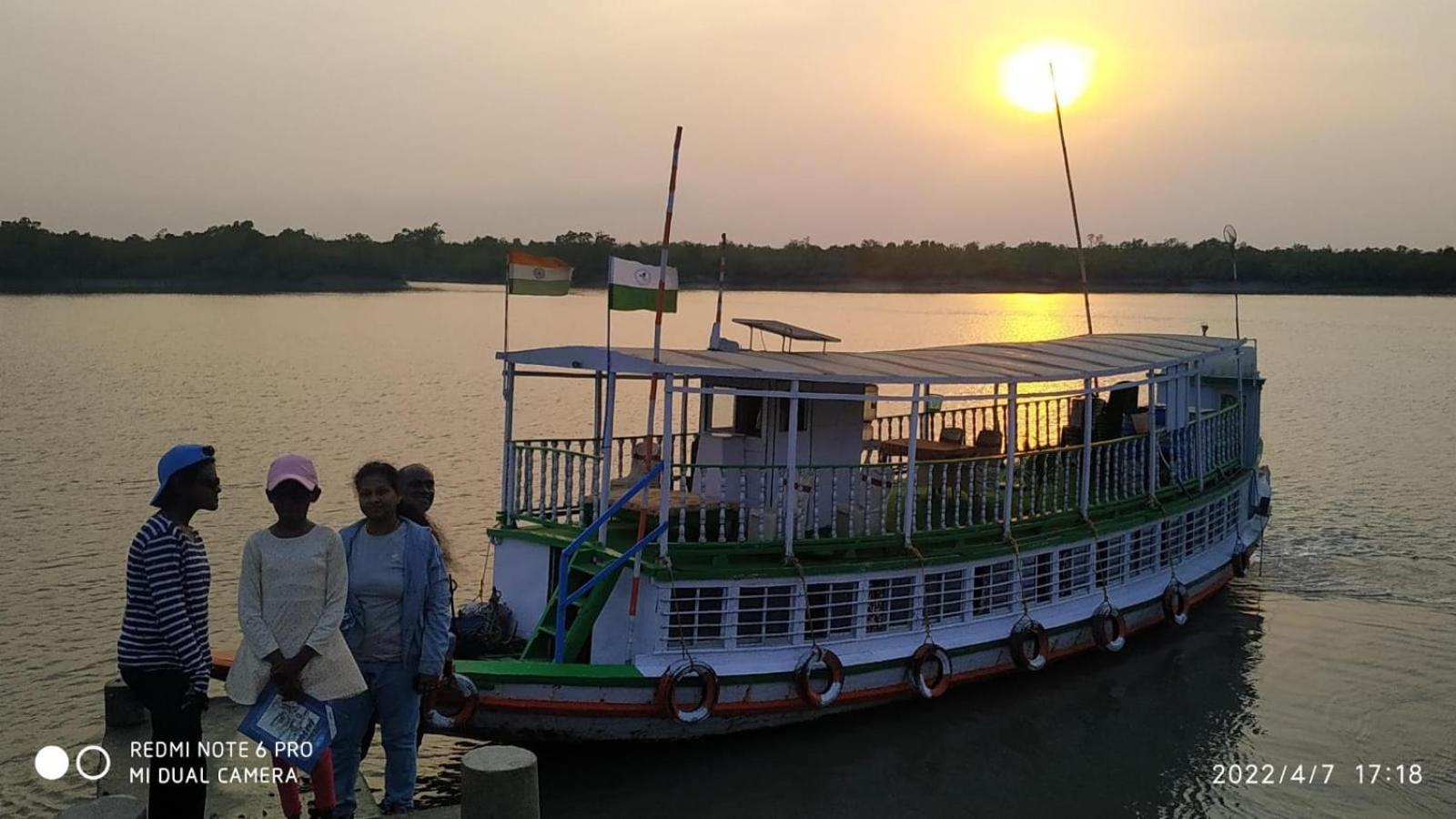 Sundarban Tiger Roar Resort Purbbadulki Eksteriør billede